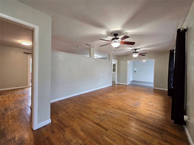 105 E Cate Street, Grand Saline, TX 75140