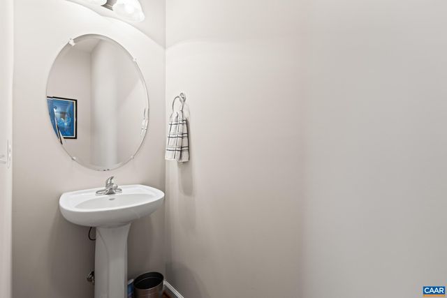 149 BROOKWOOD DR, Charlottesville, VA 22902