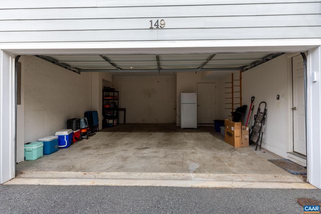 149 BROOKWOOD DR, Charlottesville, VA 22902