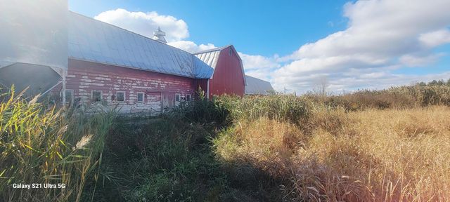 303 Canaan Road, Ellenburg Depot, NY 12935