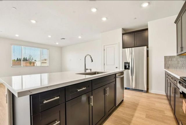 1451 Monkton Way, Sacramento, CA 95835