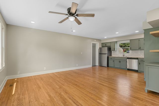 2706 Driftwood Dr, Springfield, TN 37172