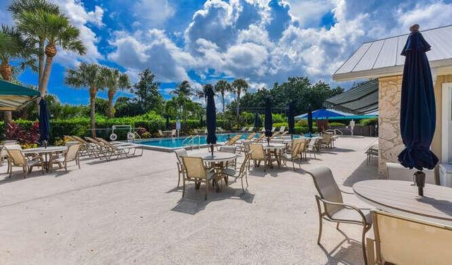 12698 SE Cascades Court, Hobe Sound, FL 33455