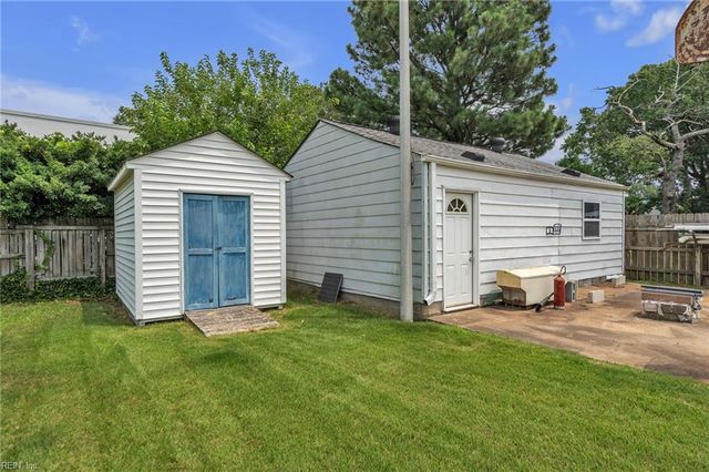 2446 Woolsey ST, Norfolk, VA 23513
