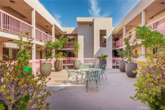 345 N Jackson 106, Glendale, CA 91206