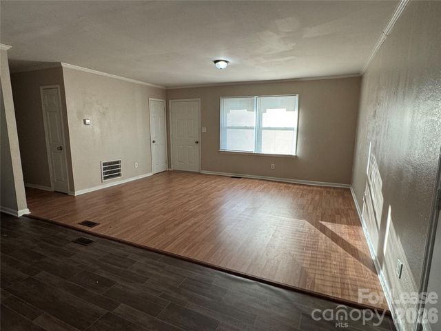 630 Dundeen Drive, Gastonia, NC 28052