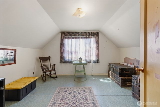24324 SE 400th Street, Enumclaw, WA 98022