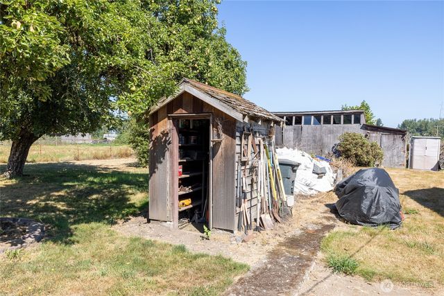24324 SE 400th Street, Enumclaw, WA 98022