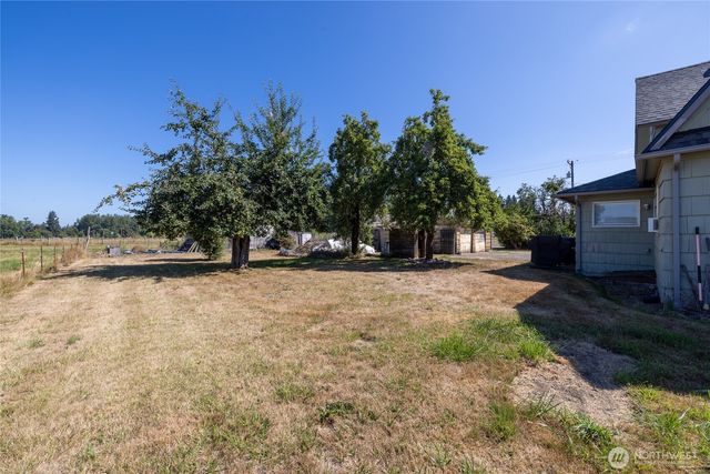 24324 SE 400th Street, Enumclaw, WA 98022