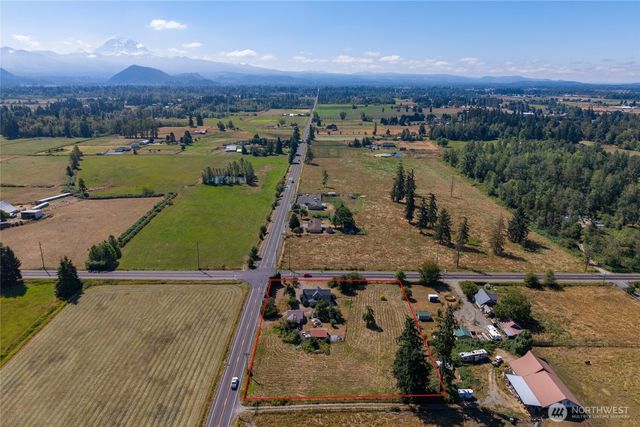 24324 SE 400th Street, Enumclaw, WA 98022