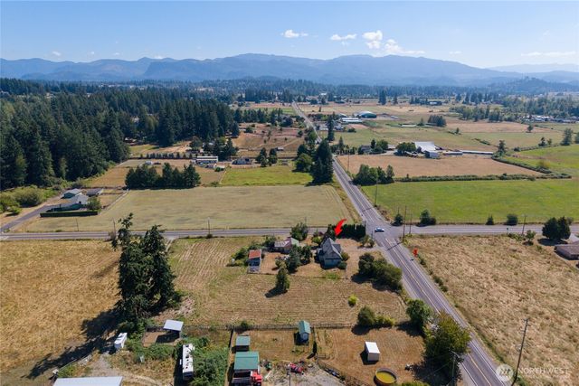 24324 SE 400th Street, Enumclaw, WA 98022