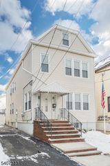 157 Van Riper Ave, Clifton City, NJ 07011