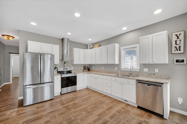 107 Dooley Court SW, Altoona, IA 50009