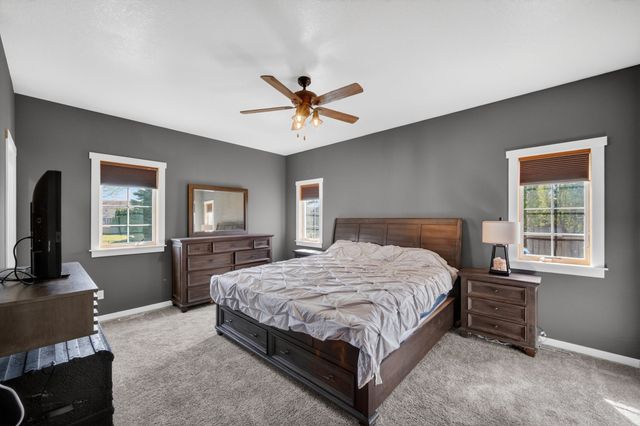 107 Dooley Court SW, Altoona, IA 50009