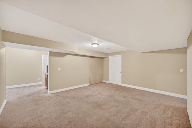 107 Dooley Court SW, Altoona, IA 50009