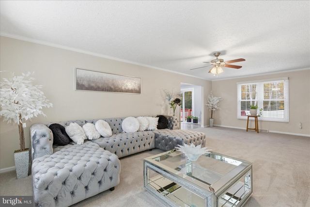 2816 RIDGE RD, Waldorf, MD 20603