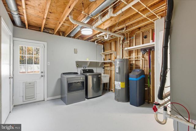 2816 RIDGE RD, Waldorf, MD 20603