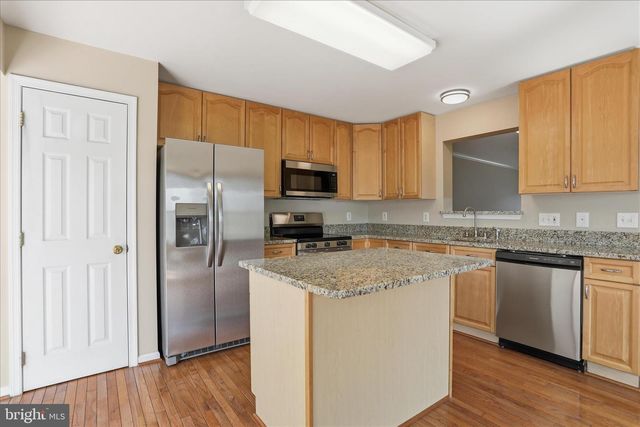 152 RAPHAEL CT, Martinsburg, WV 25403