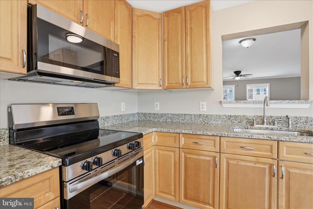 152 RAPHAEL CT, Martinsburg, WV 25403