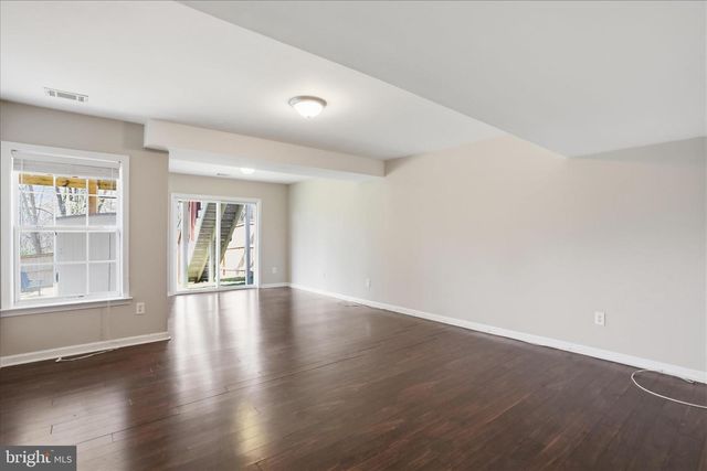 152 RAPHAEL CT, Martinsburg, WV 25403