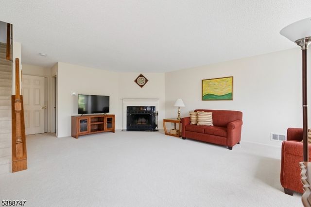 507 Dunn Cir, Bridgewater Twp., NJ 08807