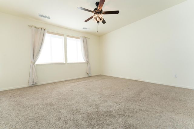 2241 E Monte Verde Court, Visalia, CA 93292