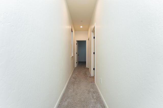 2241 E Monte Verde Court, Visalia, CA 93292