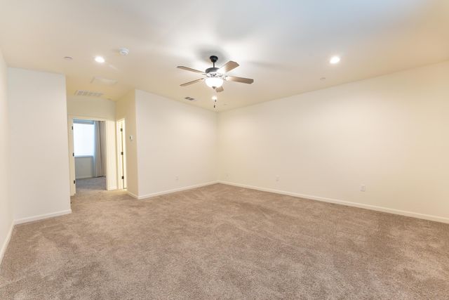 2241 E Monte Verde Court, Visalia, CA 93292