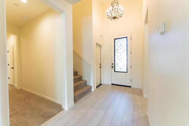 2241 E Monte Verde Court, Visalia, CA 93292