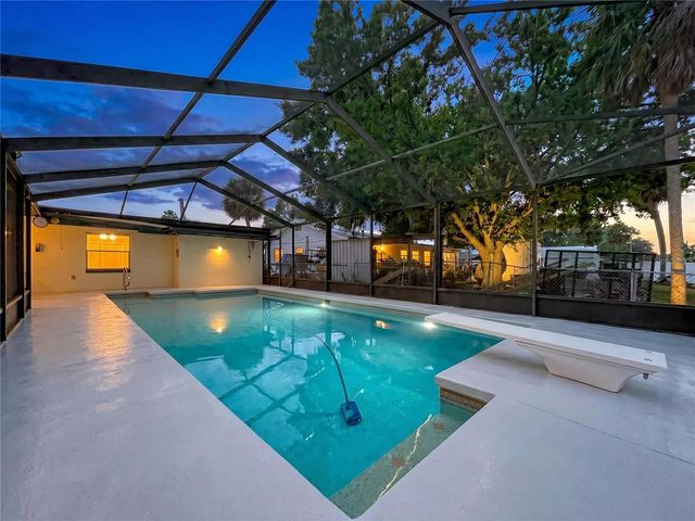 8616 MAGNOLIA STREET, Gibsonton, FL 33534