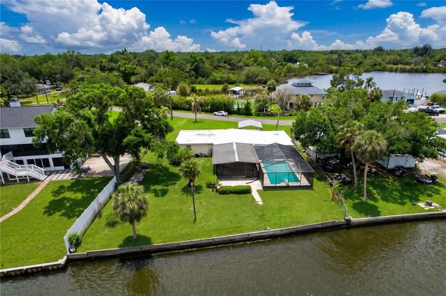 8616 MAGNOLIA STREET, Gibsonton, FL 33534