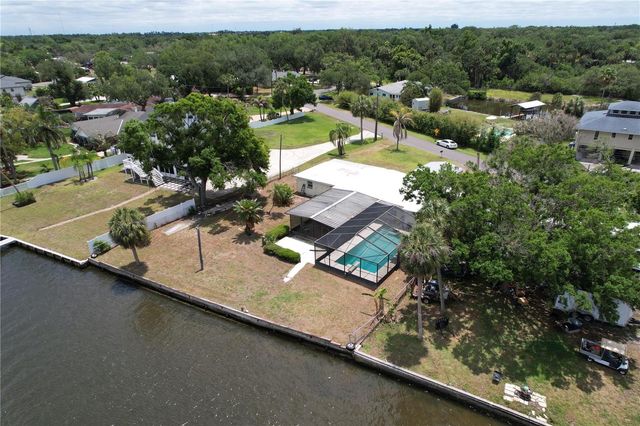 8616 MAGNOLIA STREET, Gibsonton, FL 33534
