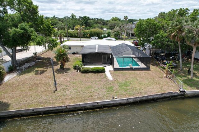 8616 MAGNOLIA STREET, Gibsonton, FL 33534