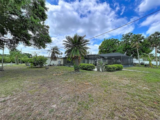 8616 MAGNOLIA STREET, Gibsonton, FL 33534