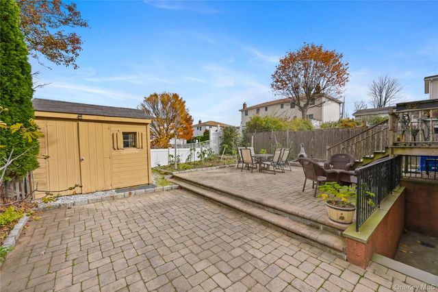 29 Brookridge Avenue, Eastchester, NY 10709