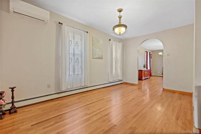 29 Brookridge Avenue, Eastchester, NY 10709