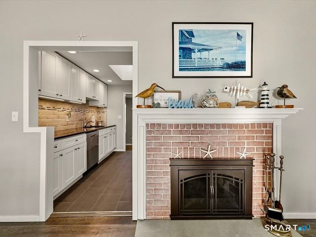 75 Shore Road, Clinton, CT 06413