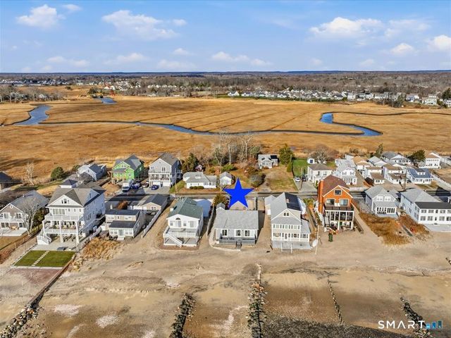 75 Shore Road, Clinton, CT 06413