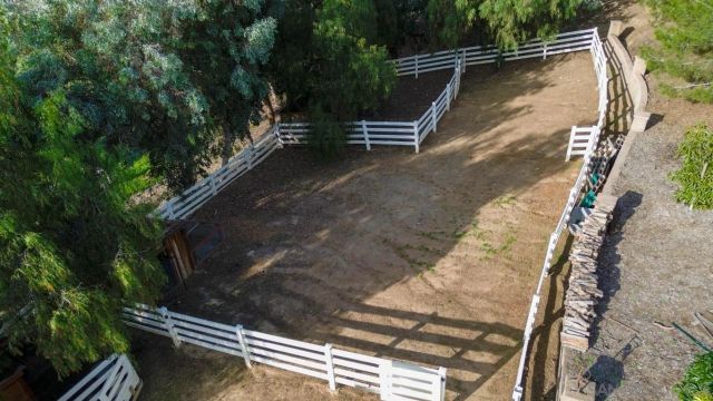 1195 Via Encinos, Fallbrook, CA 92028