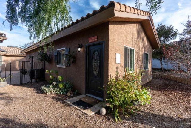 1195 Via Encinos, Fallbrook, CA 92028