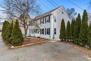 233 Hilldale Ave 233, Haverhill, MA 01832
