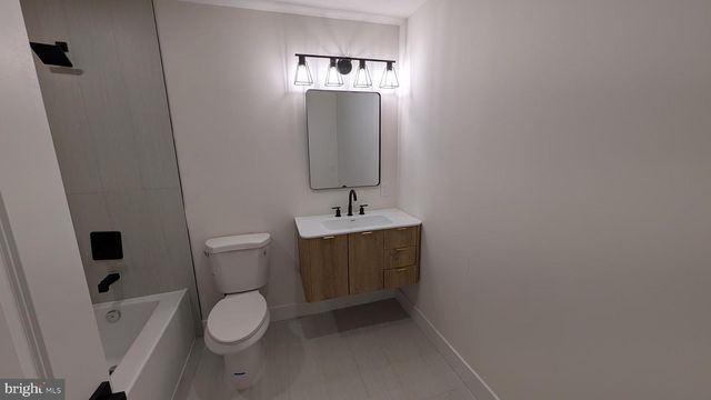 555 BILPER AVE, Lindenwold, NJ 08021