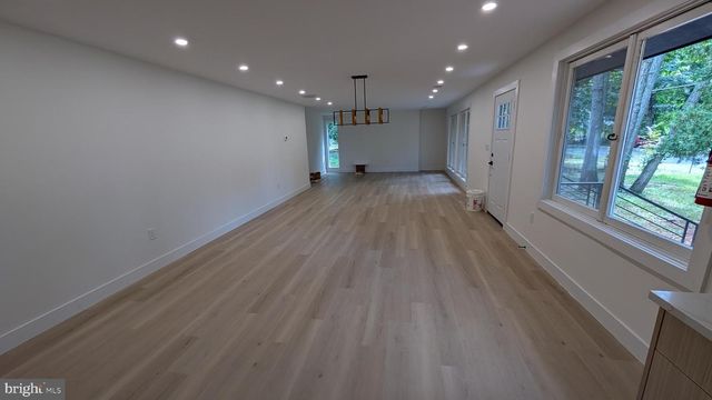 555 BILPER AVE, Lindenwold, NJ 08021