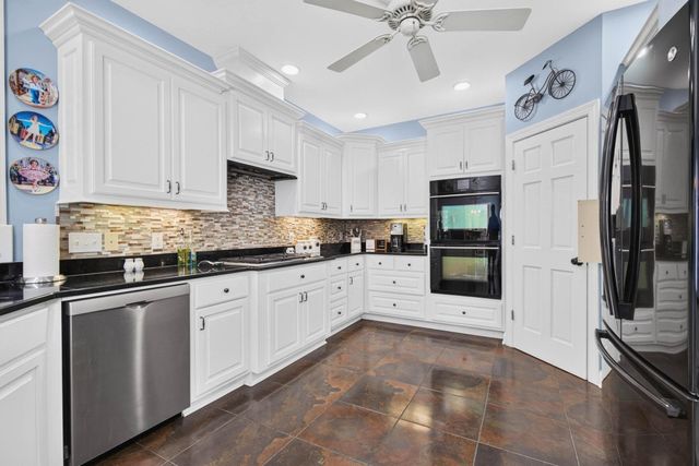 504 Sea Vista Ln., North Myrtle Beach, SC 29582