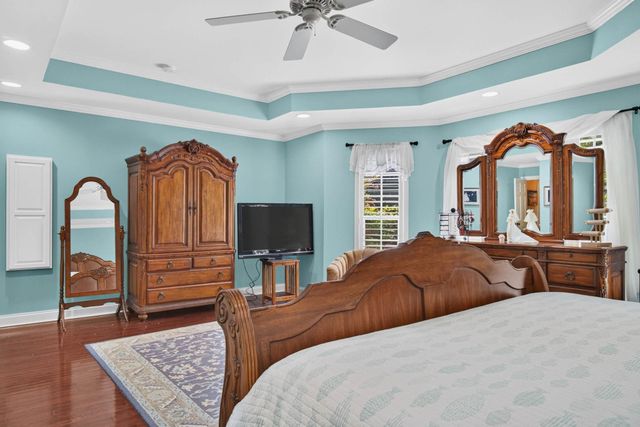 504 Sea Vista Ln., North Myrtle Beach, SC 29582