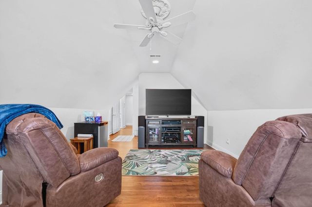 504 Sea Vista Ln., North Myrtle Beach, SC 29582