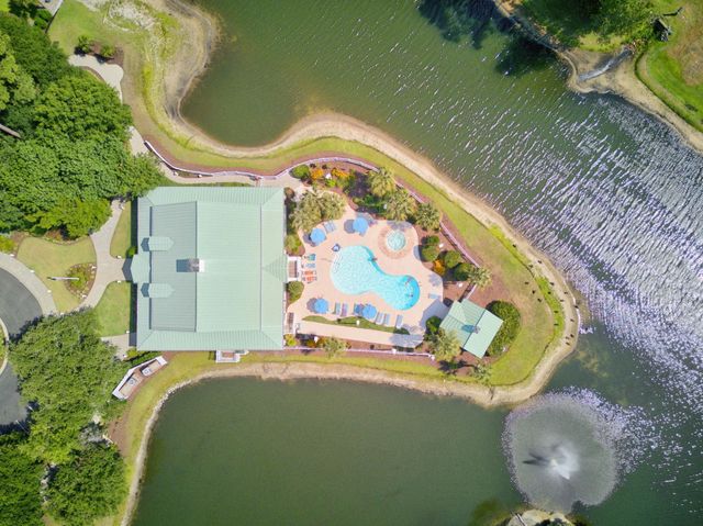 504 Sea Vista Ln., North Myrtle Beach, SC 29582