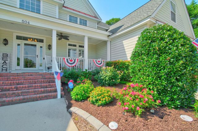 504 Sea Vista Ln., North Myrtle Beach, SC 29582