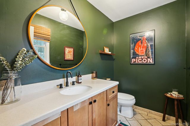 2 Southwind Drive, Cross River, NY 10518