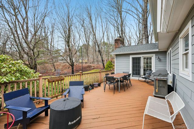 2 Southwind Drive, Cross River, NY 10518